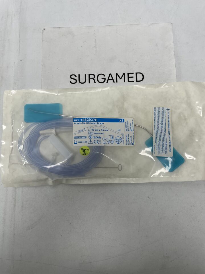 1882937E - MEDTRONIC - Non-Rotatable Angle-Tip Serrated Airway Blade, 2.9 mm dia. x 20 cm Length, (EA)