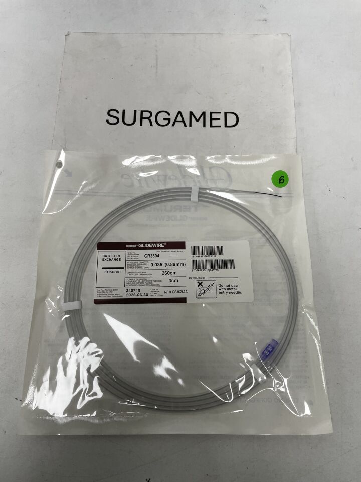 GR3504 - TERUMO - Radifocus Glidewire - Straight - .035" x 260cm x 3cm, (EA)