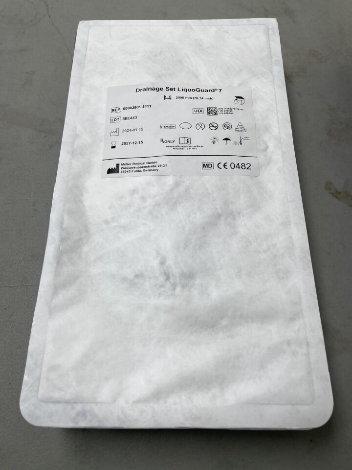 00003501 2411 - MOLLER MEDICAL - Drainage Set LiquoGuard 7, 2000mm, (EA)