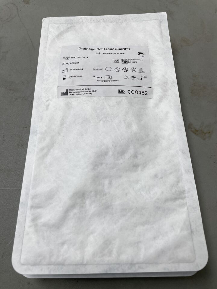 00003501 2411 - MOLLER MEDICAL - Drainage Set LiquoGuard 7, 2000mm, (EA)