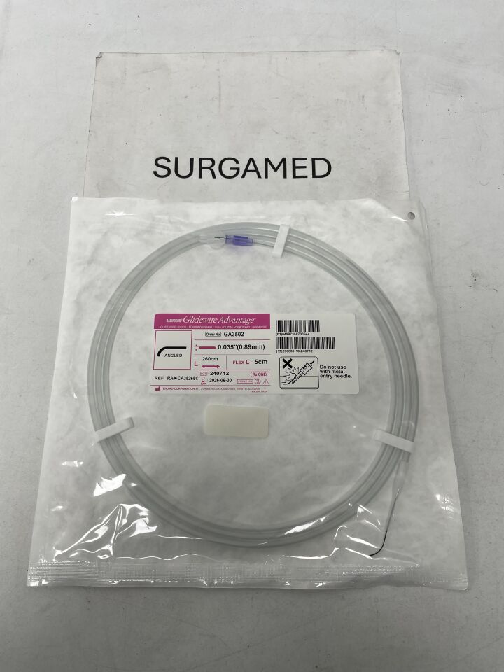 GA3502 - TERUMO - Radifocus Glidewire Advantage - Angled - .035" x 260cm x 5cm, (EA)