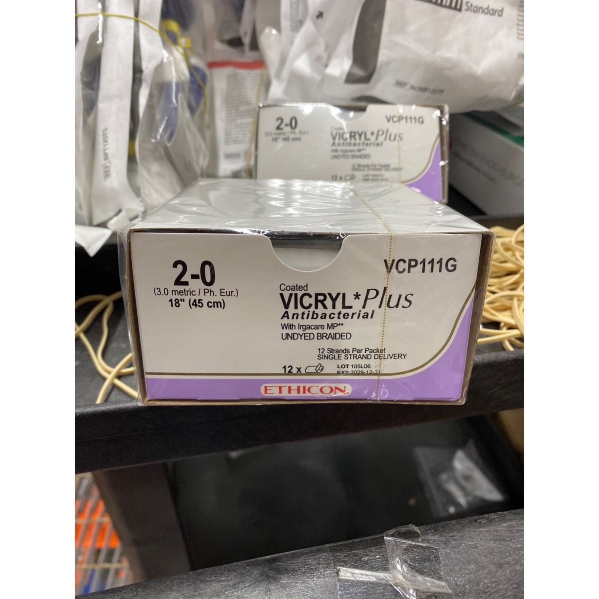 VCP111G - ETHICON - Antibacterial Undyed Braided (Polyglactin 910), Synthetic Absorbable Suture, (BX/12)