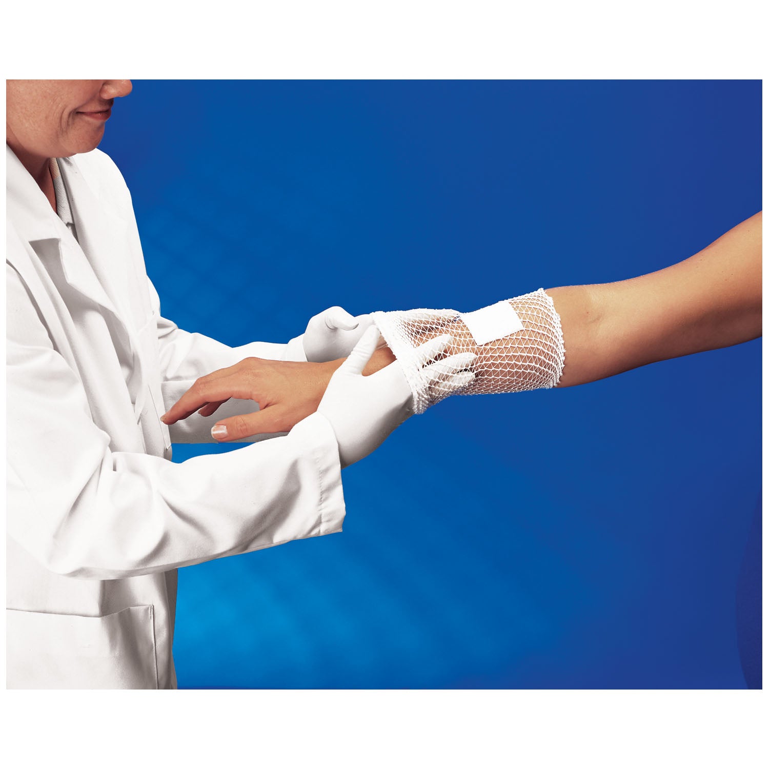 GL709 - Gentell - Dressing Retainer, Medium: Chest, Back, Perineum, Axilla, Size 8, 25 yd/ea , ea