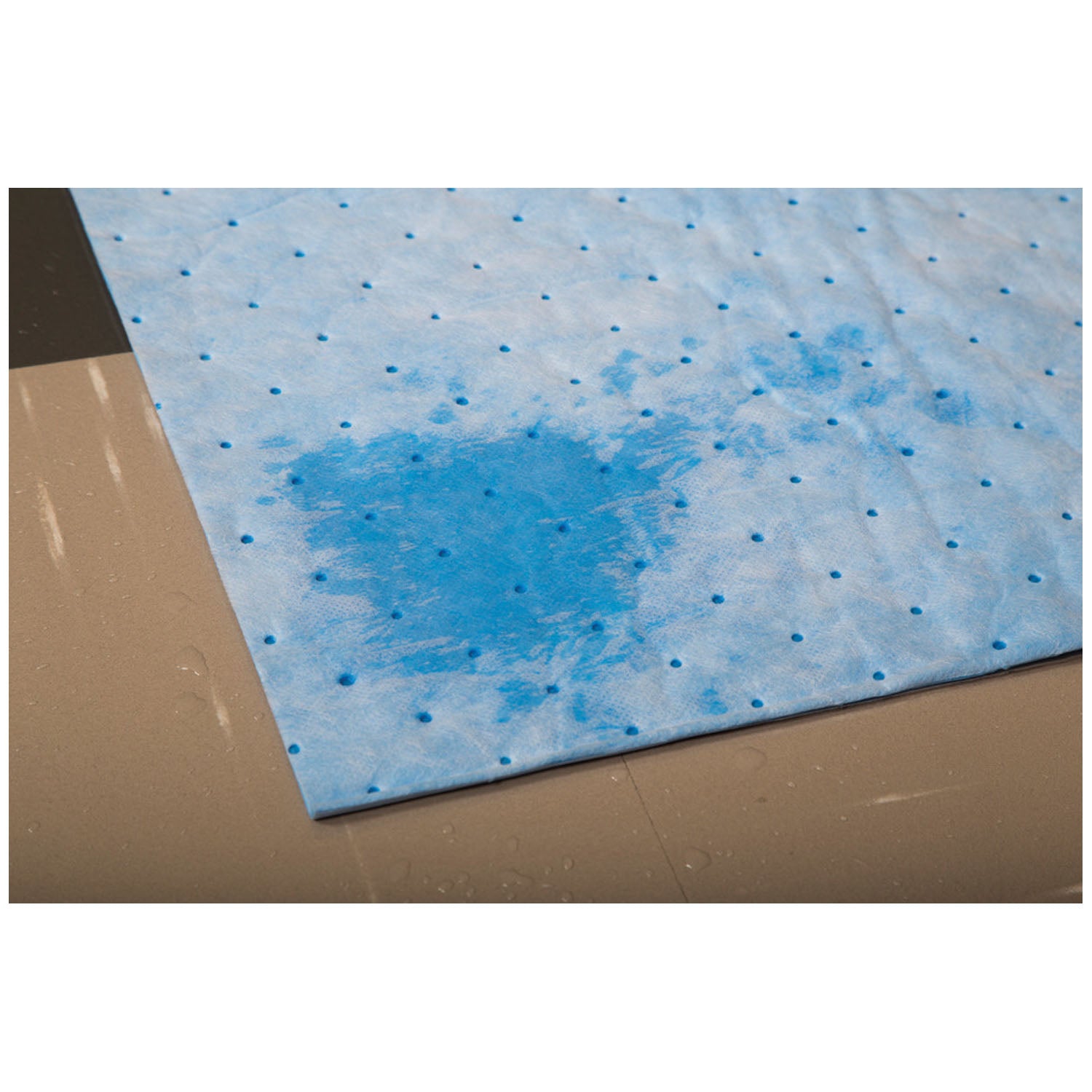 72435 - Graham Medical - Absorbent Mat, 32" x 40", Blue, Abbi, 10/bg, 2 bg/cs , cs