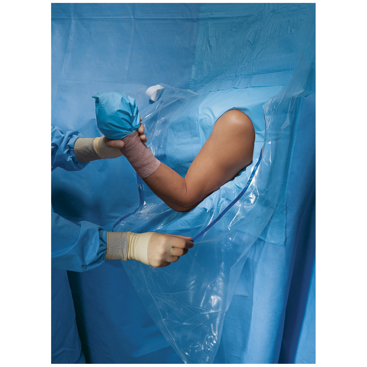 89070 - O&M Halyard - Beach Chair Shoulder Arthroscopy Drape II, Sterile, 10/cs (US Only) , cs