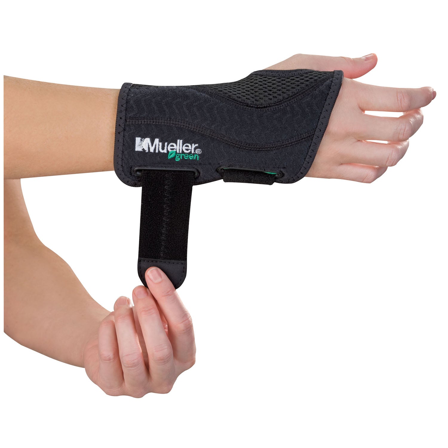 86274 - Mueller Sports Medicine, Inc. - Black, Large/X-Large, Left (In retail pkg) (Products are only available for sale in the U.S. Products cannot be sold on Amazon.com or any other 3rd party platform without prior approval by Mueller.) , ea