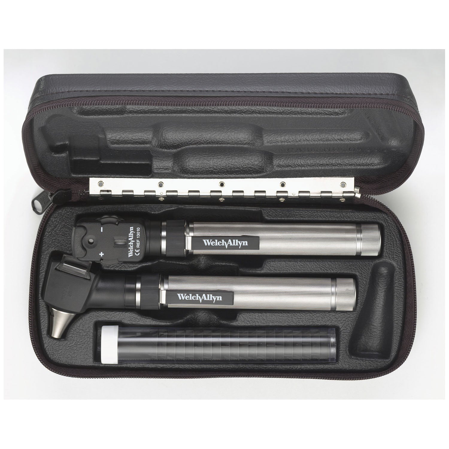 92820 - Hillrom - PocketScope Set Includes Ophthalmoscope, Otoscope/ Throat Illuminator, 2 "AA" Alkaline Battery Handles, Hard Case, No Charger (US Only) , ea