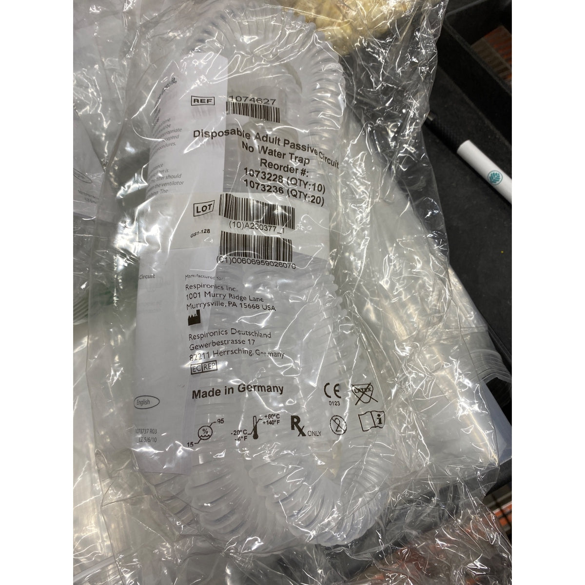 1074627 - RESPIRONICS - Disposable Adult Passive Circuit, No Water Trap, (EA/1)