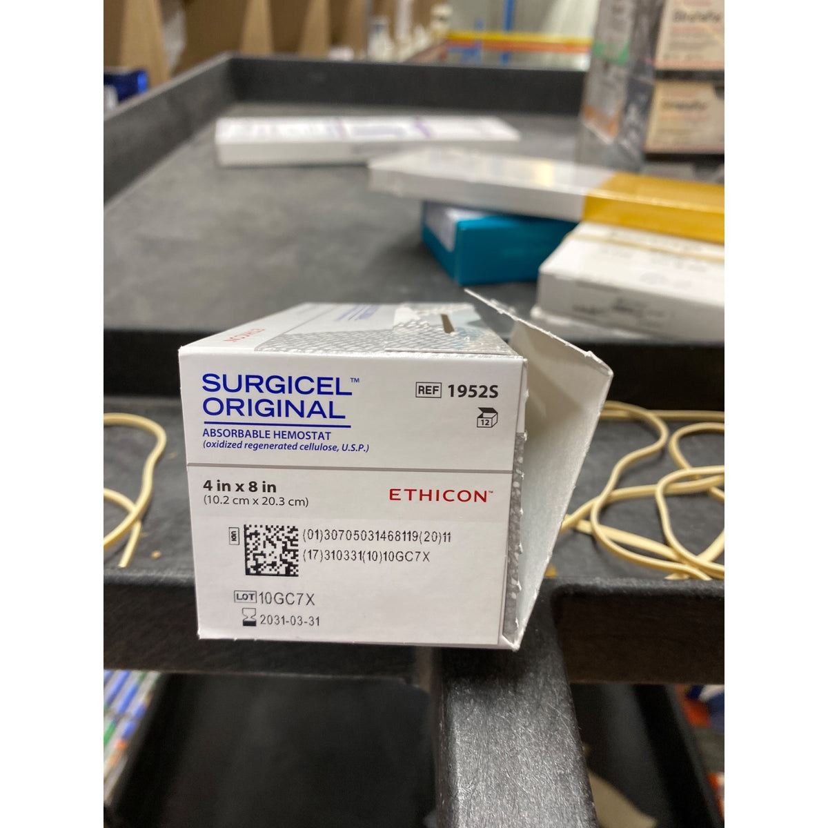 1952S - ETHICON - Absorbable Hemostat (oxidized regenerated cellulose), (BX/12)