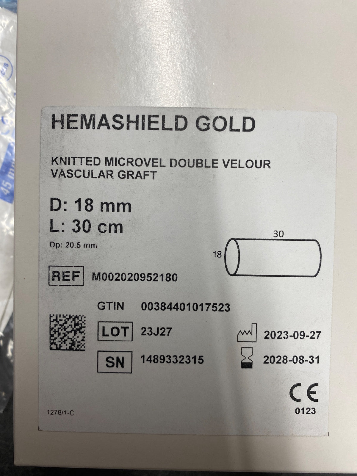 M002020952180 - INTERVASCULAR - Hemashield Gold Knitted Microvel Straight Double Velour Vascular Graft with Graft Sizer Accessory, (BX/1)