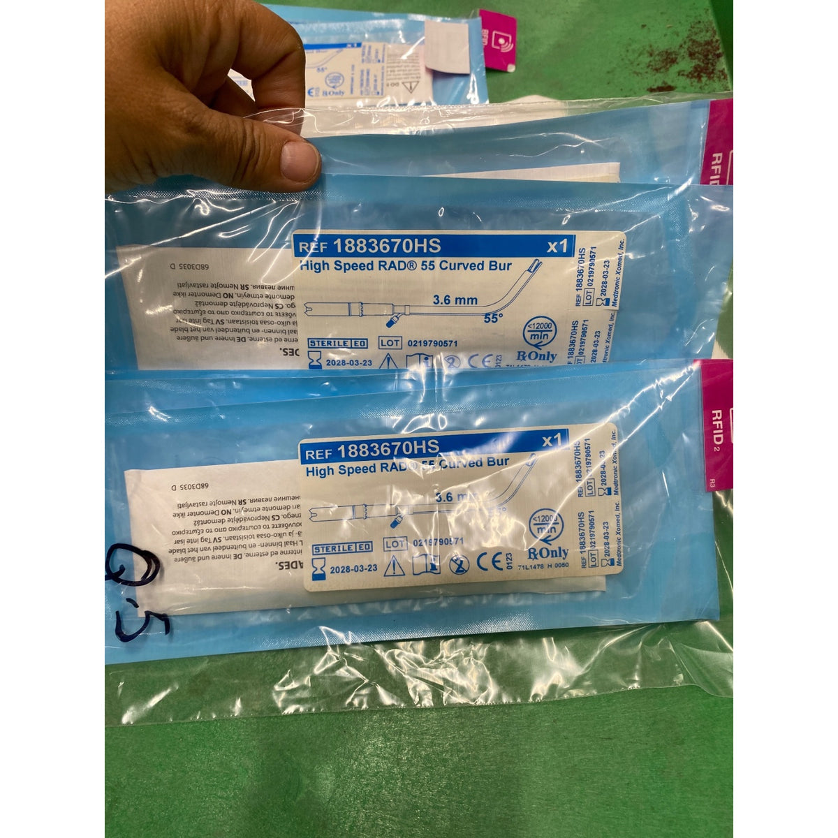 1883670HS - MEDTRONIC - High speed rad 55 curved bur, (EA/1)