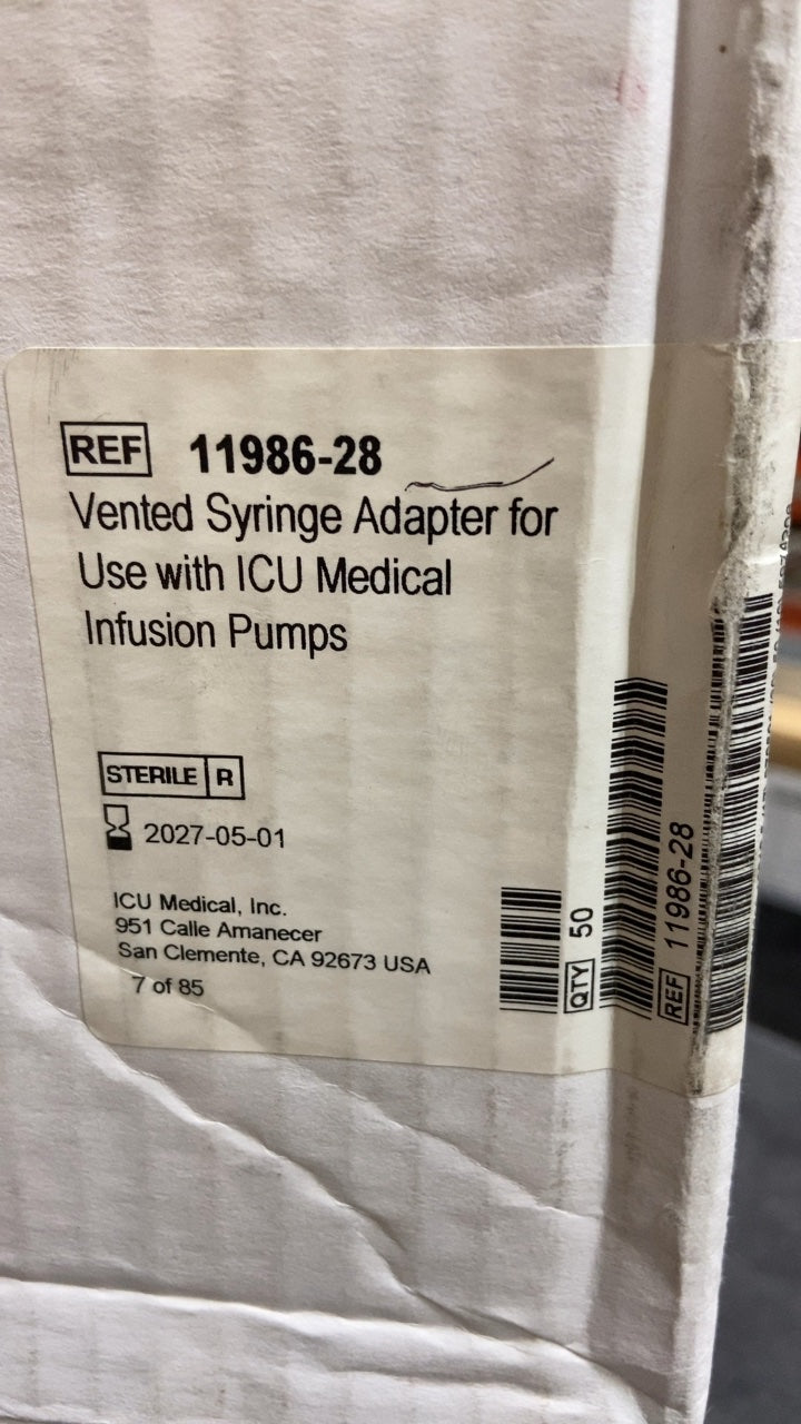 11986-28 - ICU MEDICAL - Vented Syringe Adapter for Use with ICU Medical Infusion Pumps, (BX/50)