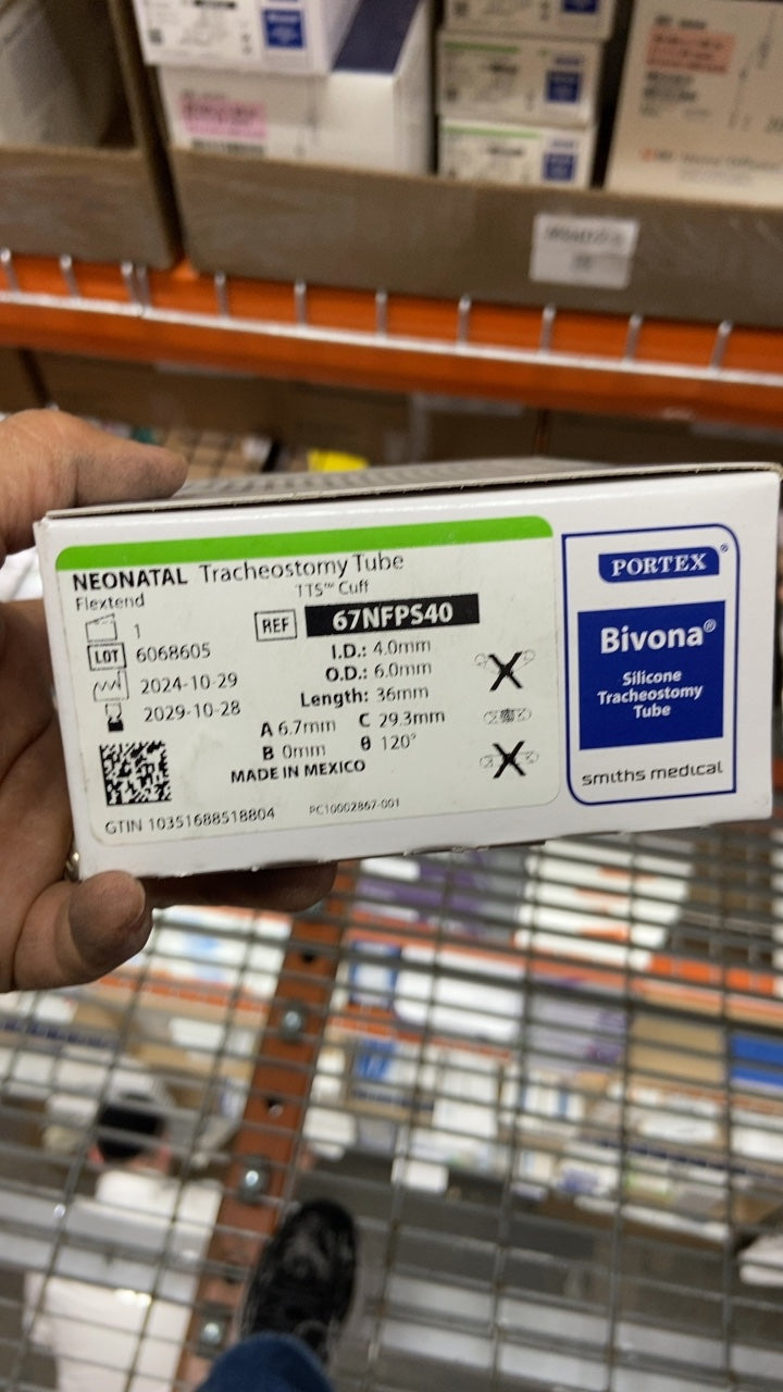 67NFPS40 - SMITHS MEDICAL - Bivona Uncuffed FlexTend Plus Trach Tubes - Tracheostomy Tube, Neonatal, Tight to Shaft, Flexible Straight Neck, 4 mm, (BX/1)