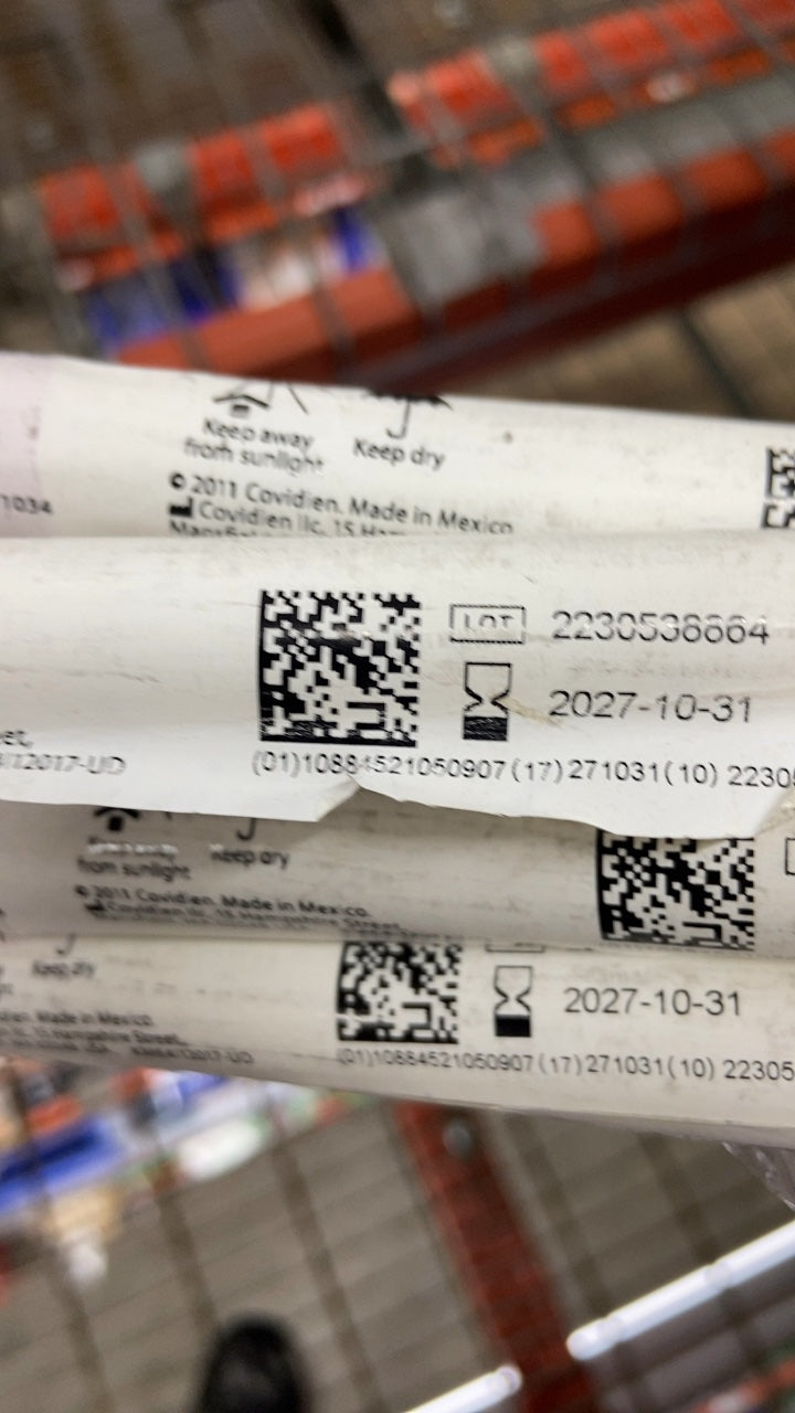 8888571034 - COVIDIEN - Argyle Thoracic Catheter, Right Angle, 24Fr/Ch (8.0 mm) X 20 in. (51 cm), (EA/1)