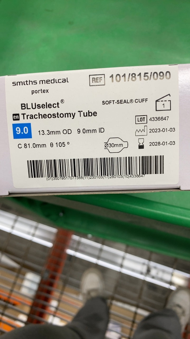 101/815/090 - SMITHS MEDICAL - BLUselect Tracheostomy Tube SOFT-SEAL CUFF 9.0 13.3mm OD 9.0mm ID, (BX/1)
