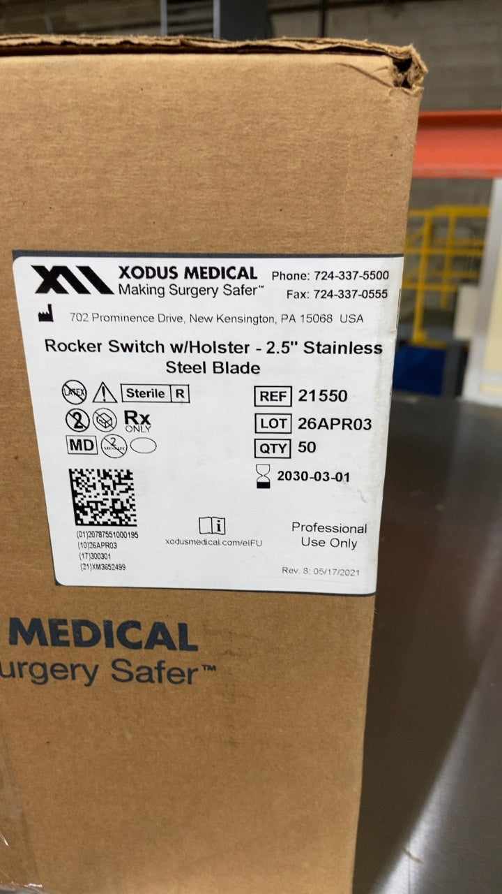 21550 - XODUS MEDICAL - Rocker Switch w/Holster - 2.5" Stainless Steel Blade, (BX/50)