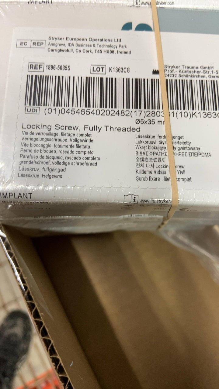 1896-5035S - STRYKER - Fully Threaded Locking Screw, 5 dia. x 35 mm Length, (BX/2)