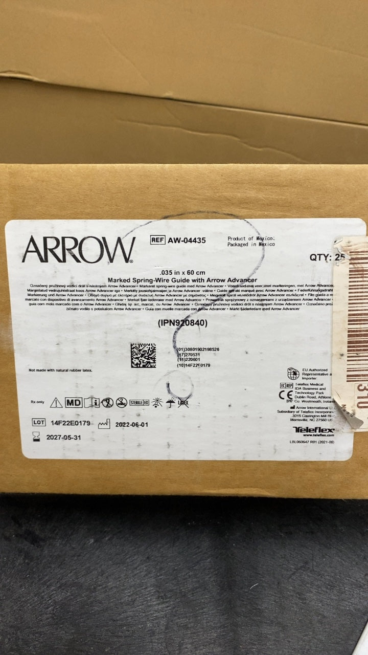 AW-04435 - ARROW - Marked Spring-Wire Guide Set Arrow Advancer 035 in x 60 cm, (CS/25)