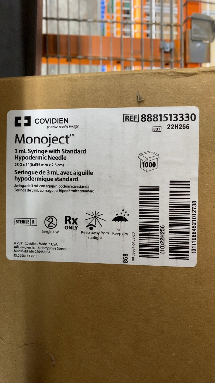 8881513330 - COVIDIEN - Monoject 3 mL Syringe with Standard Hypodermic Needle, (CS/1000)