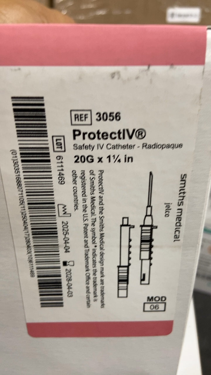3056 - SMITHS MEDICAL - ProtectIV® Safety IV Catheter - Radiopaque 20G x 1⅛ in, (BX/50)