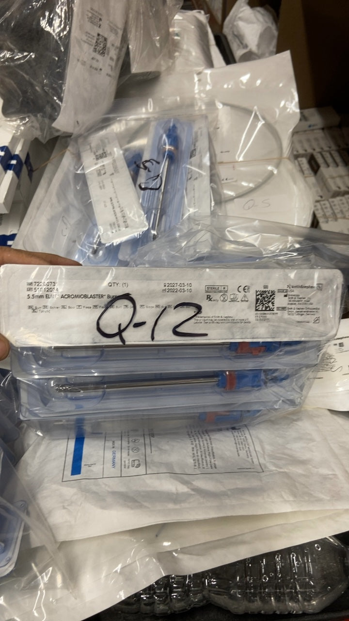 72200731 - SMITH & NEPHEW - Dyonics Elite Acromioblaster Burr, 5.5 mm Head Diameter, Brick Red Latch, (EA/1)
