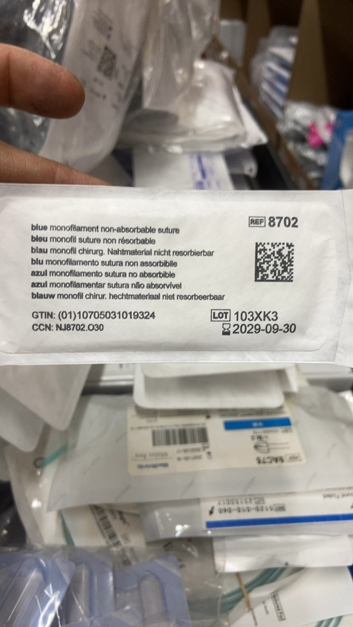8702 - ETHICON - blue monofilament non-absorbable suture, (EA/1)