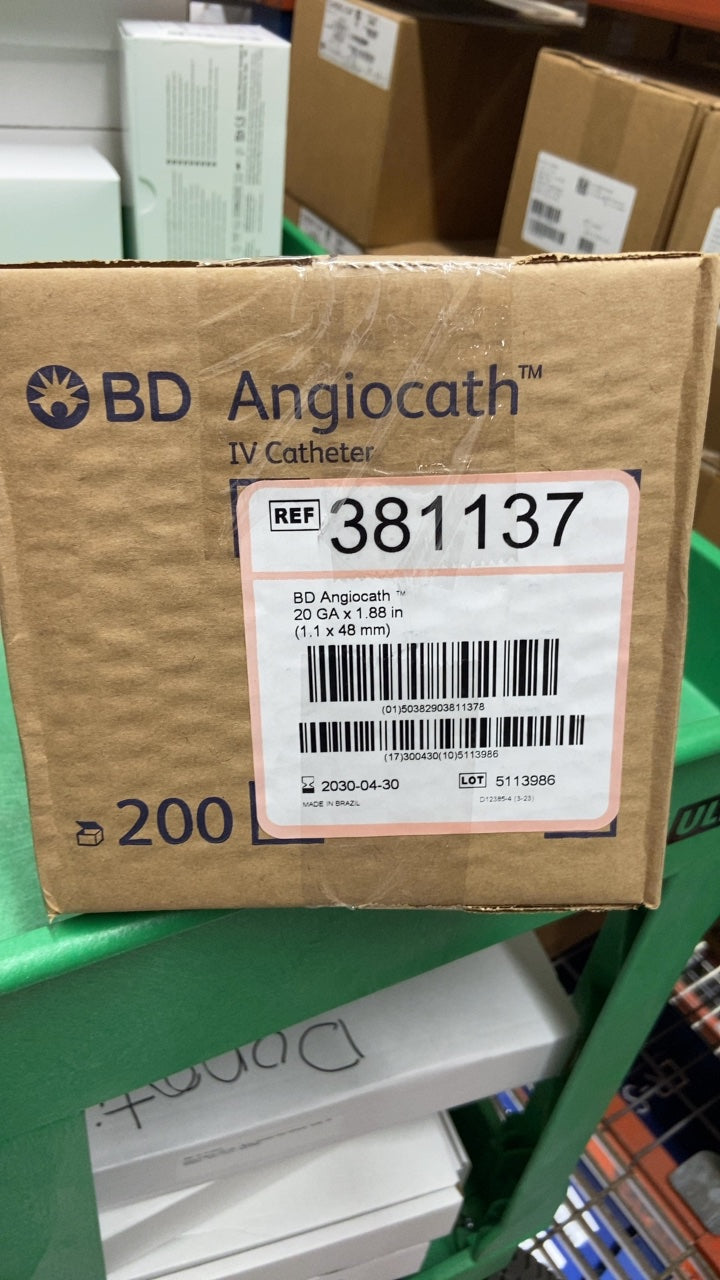 381137 - BD - BD Angiocath I.V. Catheter FEP Polymer 20GA x 1.88IN, (CS/200)