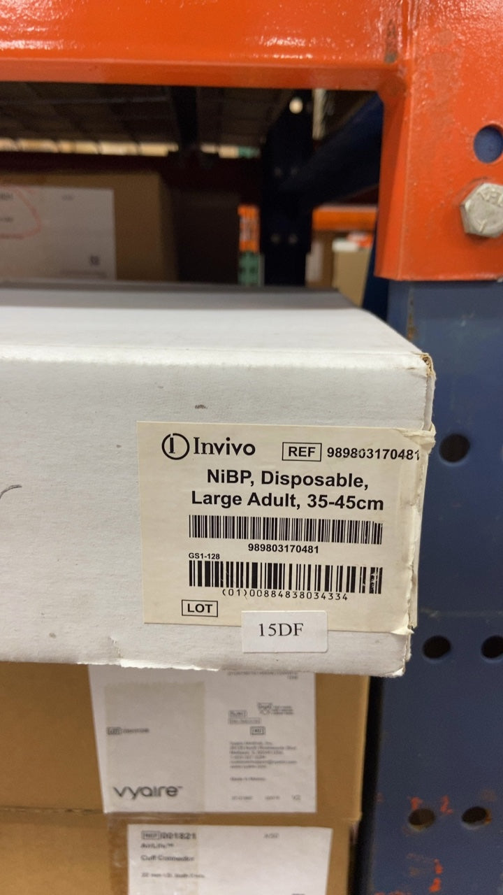 989803170481 - INVIVO - NiBP, Disposable, Large Adult, 35-45cm, (CS/10)