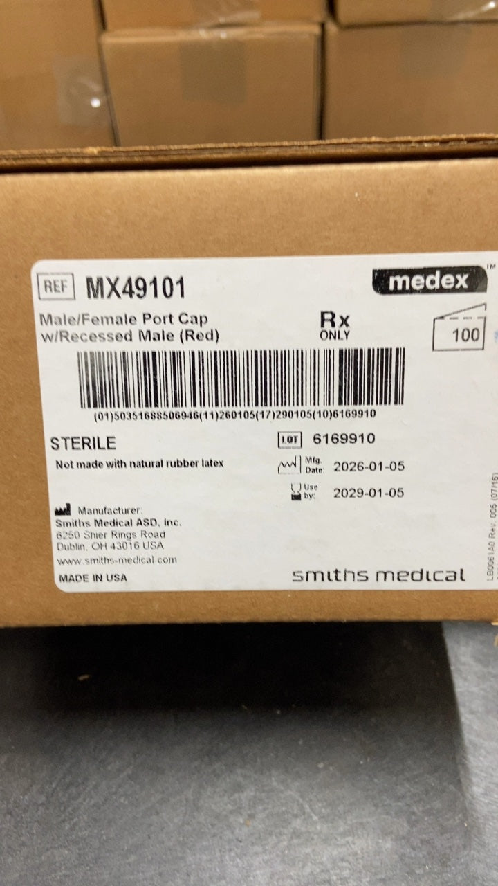 MX49101 - SMITHS MEDICAL - Male/Female Port Cap w/Recessed Male (Red), (CS/100)