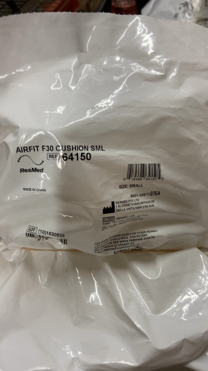64150 - RESMED - AIRFIT F30 CUSHION SML, (EA/1)