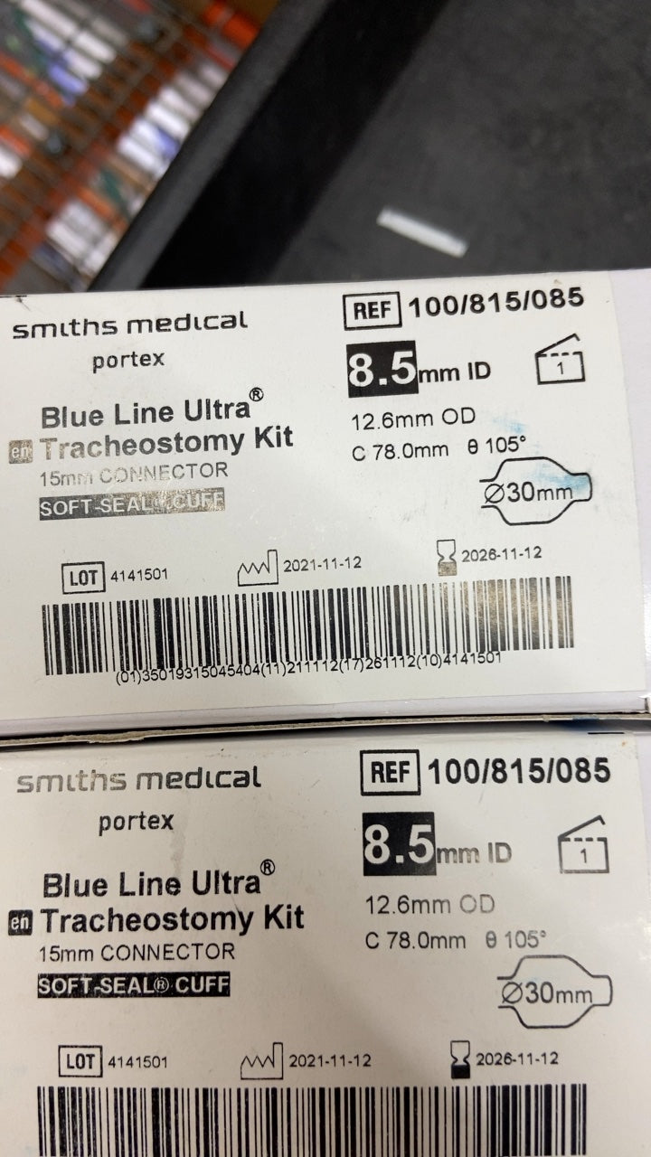 100/815/085 - SMITHS MEDICAL - Blue Line Ultra Tracheostomy Kit 15mm CONNECTOR SOFT-SEAL CUFF, (BX/1)