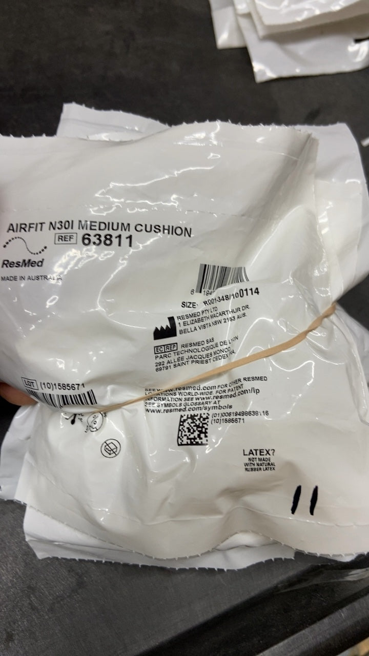 63811 - RESMED - AIRFIT N30I MEDIUM CUSHION, (EA/1)
