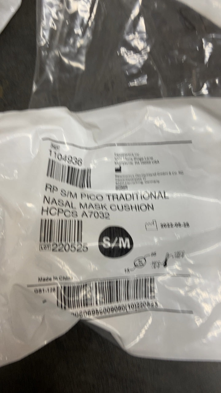 1104936 - RESPIRONICS - RP S/M PICO TRADITIONAL NASAL MASK CUSHION, (EA/1)