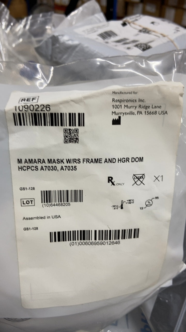 1090226 - RESPIRONICS - M AMARA MASK W/RS FRAME AND HGR DOM HCPCS A7030, A7035, (EA/1)