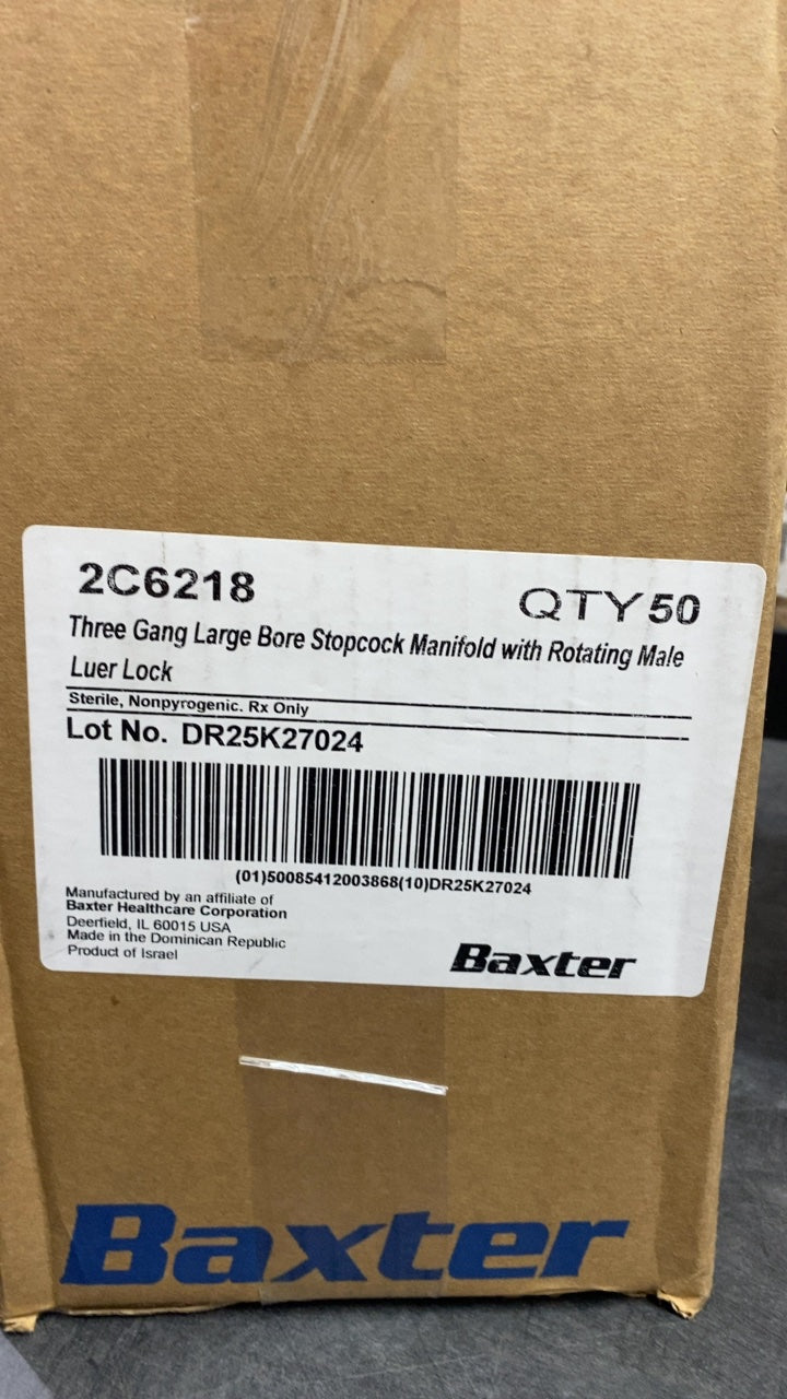 2C6218 - BAXTER - Three Gang Large Bore Stopcock Manifold with Rotating Male Luer Lock, (BX/50)