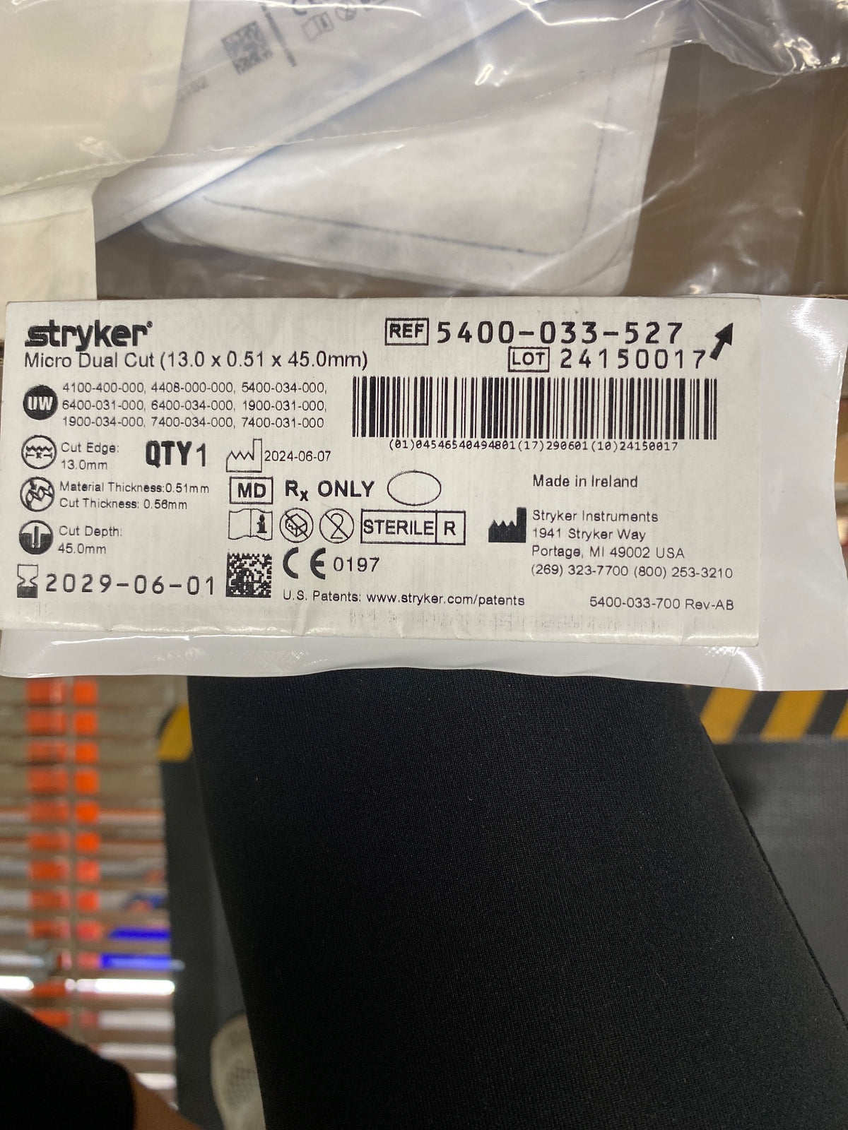 5400-033-527 - STRYKER - Micro Dual Cut (13.0 x 0.51 x 45.0mm), (EA/1)