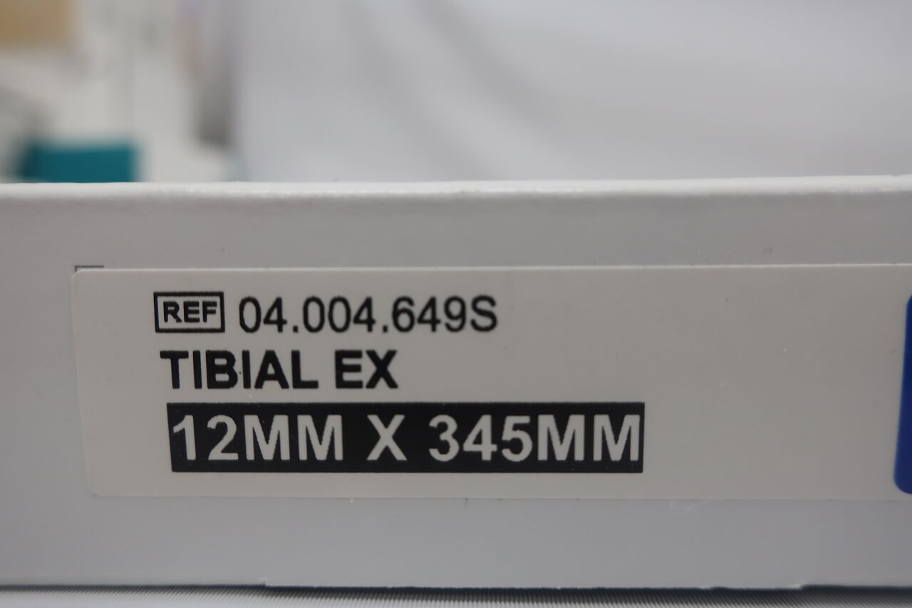 04.004.649S - SYNTHES - 12mm ti cannulated tibial nail-ex/345mm-sterile , (BOX/1) - ( Expiry Date: 2031-12-01 )