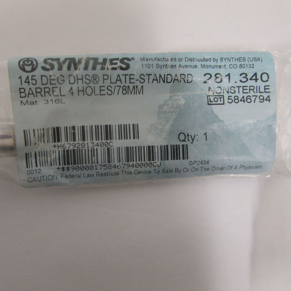 281.34 - SYNTHES - 145 deg dhs plate-standard barrel 4 holes/78mm, () - ( Expiry Date: EACH )