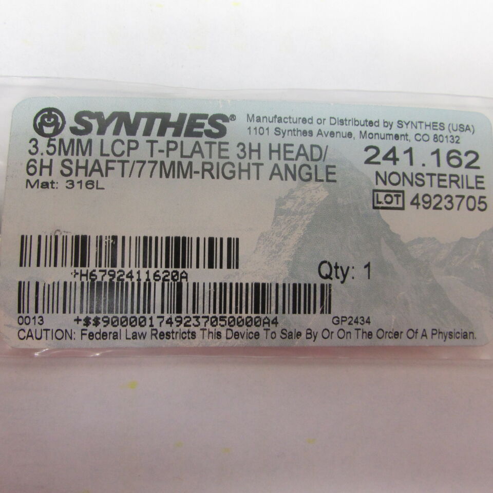 241.162 - SYNTHES - 3.5mm lcp t-plate 3h head/6h shaft / 77mm-right angle, () - ( Expiry Date: EACH )