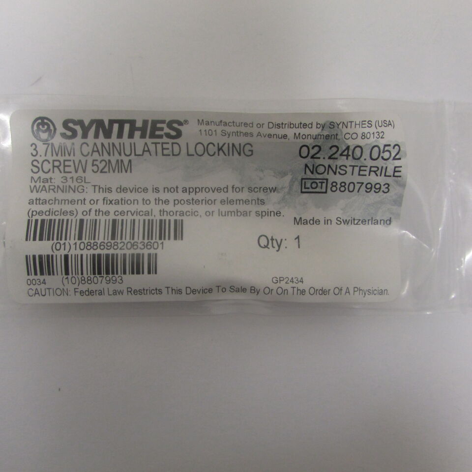 02.240.052 - SYNTHES - 3.7mm cannulated locking screw 52mm, () - ( Expiry Date: EACH )