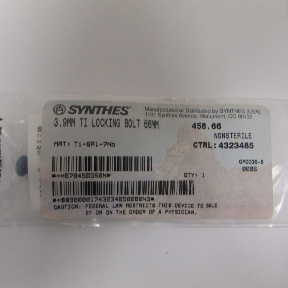 458.66 - SYNTHES - 3.9mm ti locking bolt 66mm, () - ( Expiry Date: EACH )