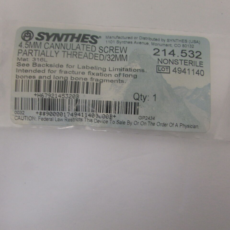 214.532 - SYNTHES - 4.5mm cannulated screw partially threaded/32mm, () - ( Expiry Date: EACH )