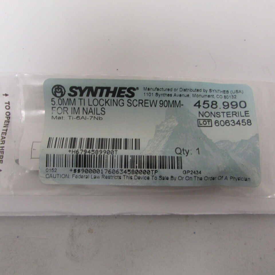 458.99 - SYNTHES - 5.0mm ti locking screw 90mm-for im nails, () - ( Expiry Date: EACH )