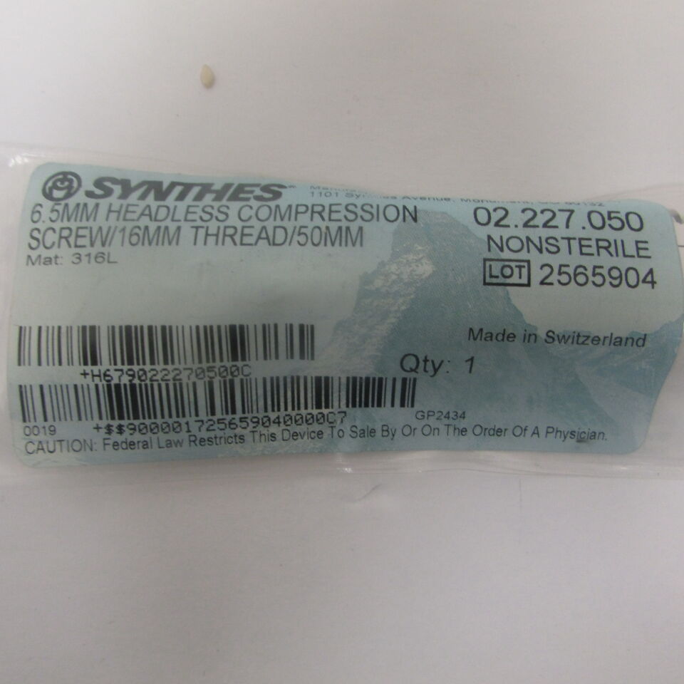 02.227.050 - SYNTHES - 6.5mm headless compression screw/16mm thread/50mm, () - ( Expiry Date: EACH )