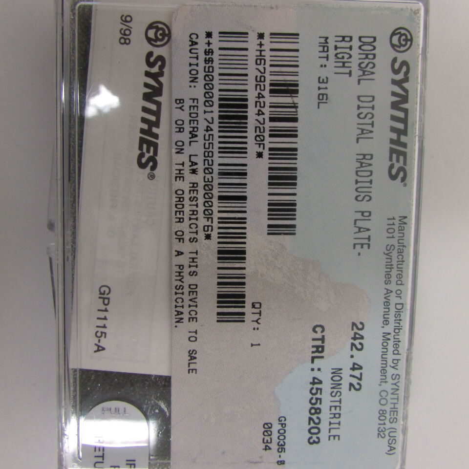 242.472 - SYNTHES - dorsal distal radius plate-right, () - ( Expiry Date: EACH )