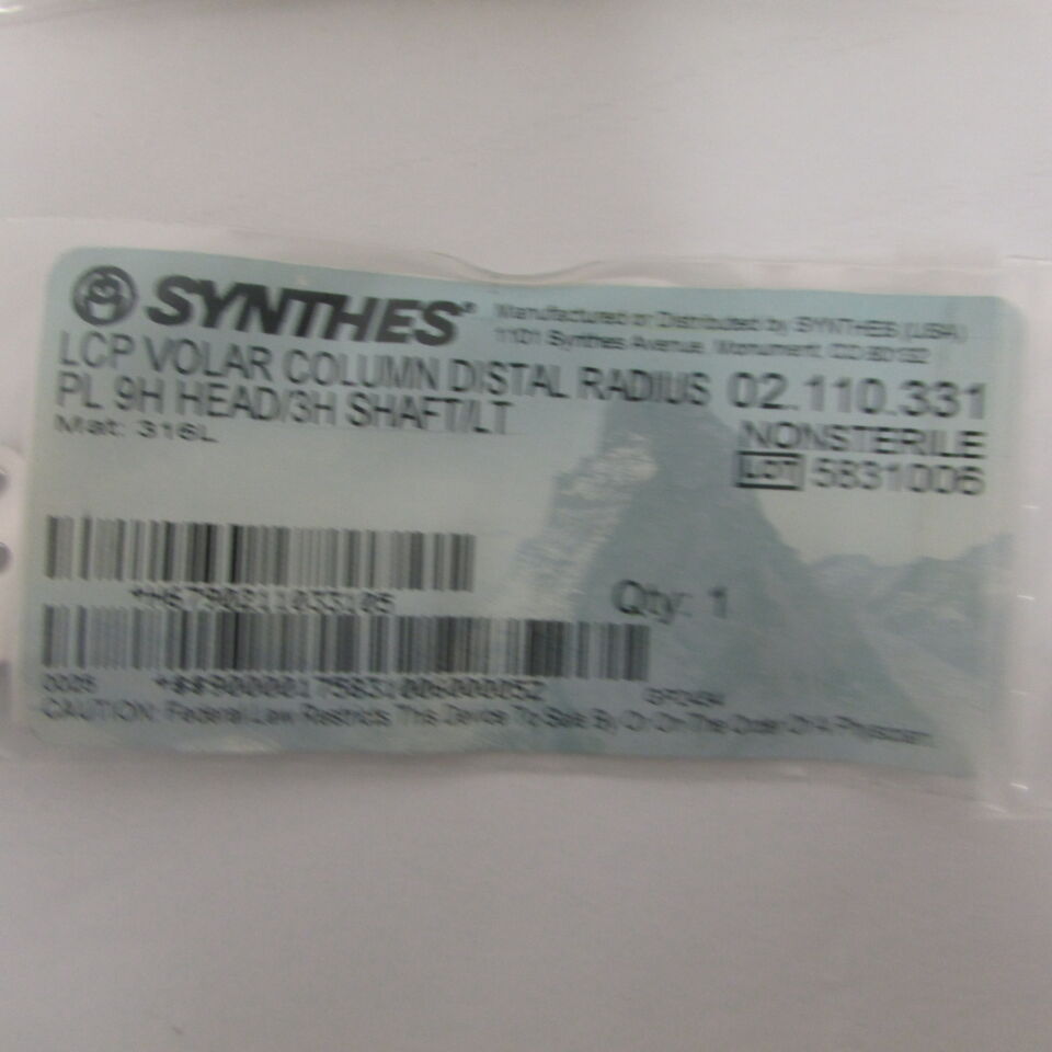 02.110.331 - SYNTHES - lcp volar column distal radius pl 9h head/3h shaft/lt, () - ( Expiry Date: EACH )