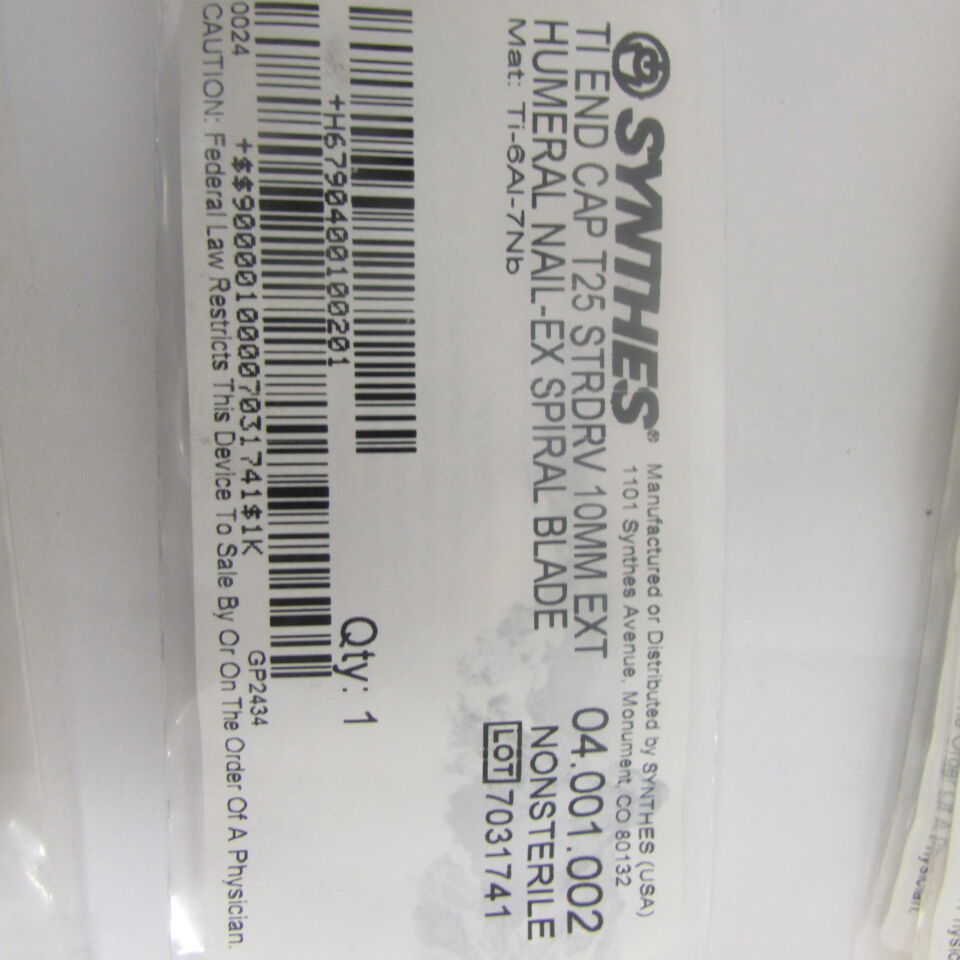 04.001.002 - SYNTHES - ti end cap t25 strdrv 10mm ext humeral nail-ex spiral blade, () - ( Expiry Date: EACH )