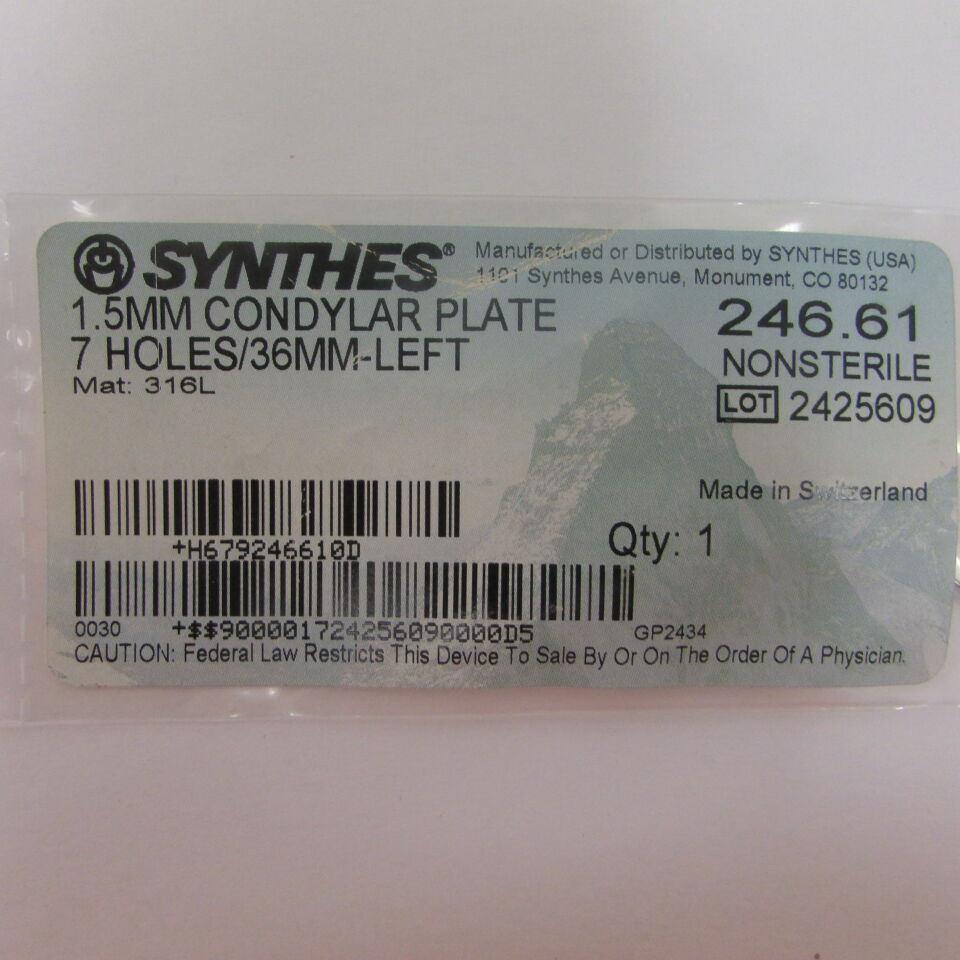 246.61 - SYNTHES - 1.5mm condrylar plate 7 holes/36mm-left, () - ( Expiry Date: EACH )
