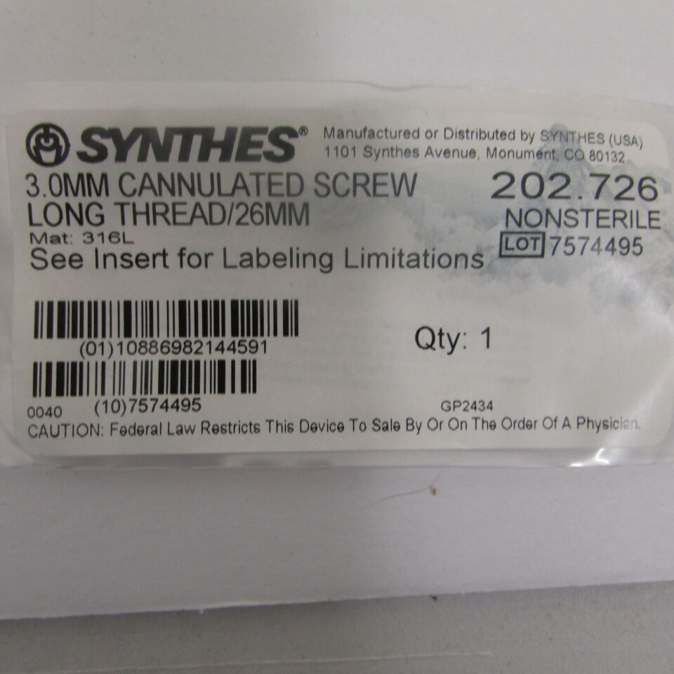 202.726 - SYNTHES - cannulated screw long thread, 26mm, () - ( Expiry Date: EACH )