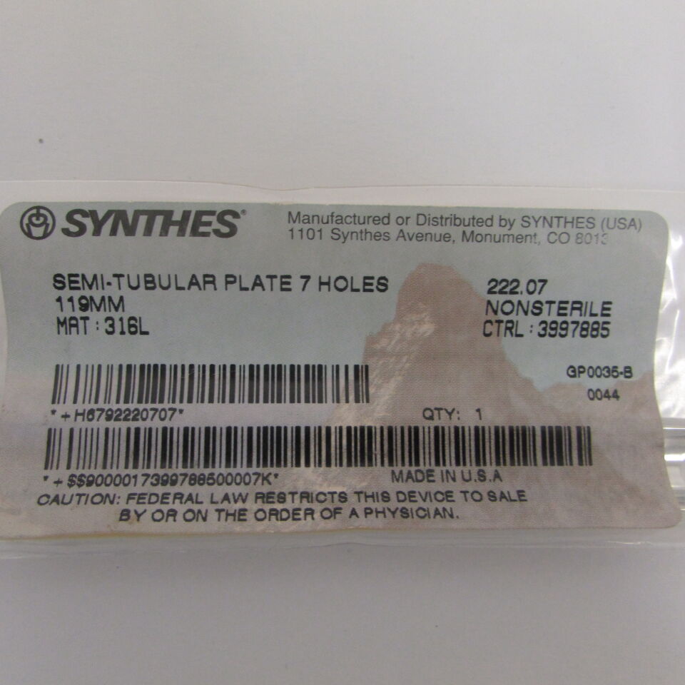 222.07 - SYNTHES - semi-tubular plate 7 holes / 119mm, () - ( Expiry Date: EACH )